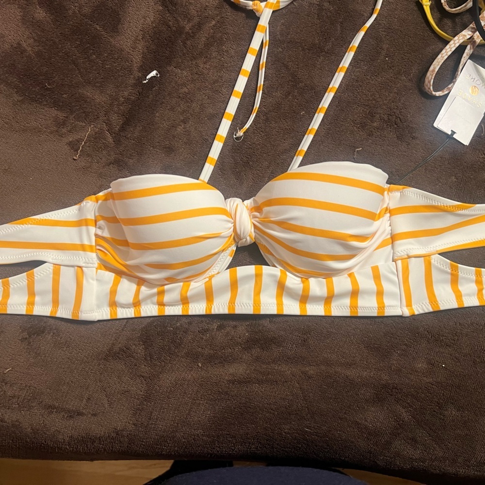 Bikini top